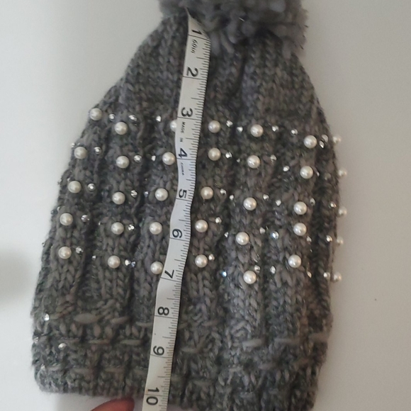 🆕️ Pearl Knit Pom Hat Fleece Lined - Picture 9 of 10